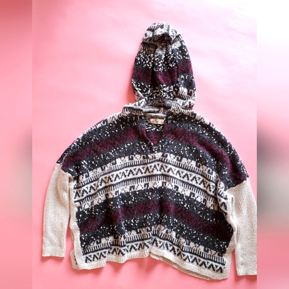 Hollister Hooded Poncho style Sweater size L
